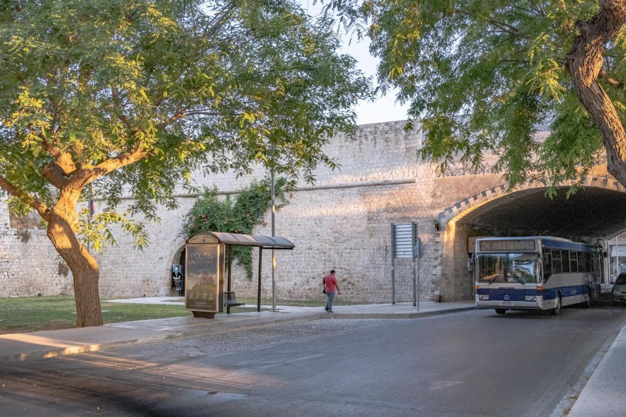 The Venetian Walls Cosy Apartments Heraklion  Exterior photo